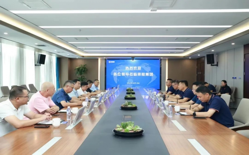 静海区委常委、统战部长刘启建一行到旋乐吧spin8集团调研座谈
