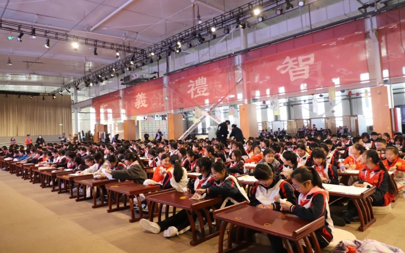 进建“五史” 履历非遗 塘沽十一中学师生到时期影象发展研学活动