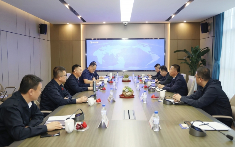 鄂托克旗委副书记、当驹祆长苏智雄到旋乐吧spin8集团调查互换