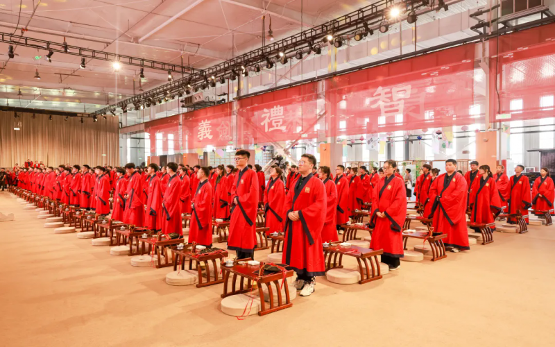 一份“幸福日历”，传递最温暖的情