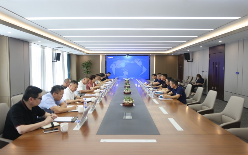 内蒙古自治区锡林郭勒盟正蓝旗委副书记、旗长刘晓敏到访旋乐吧spin8集团